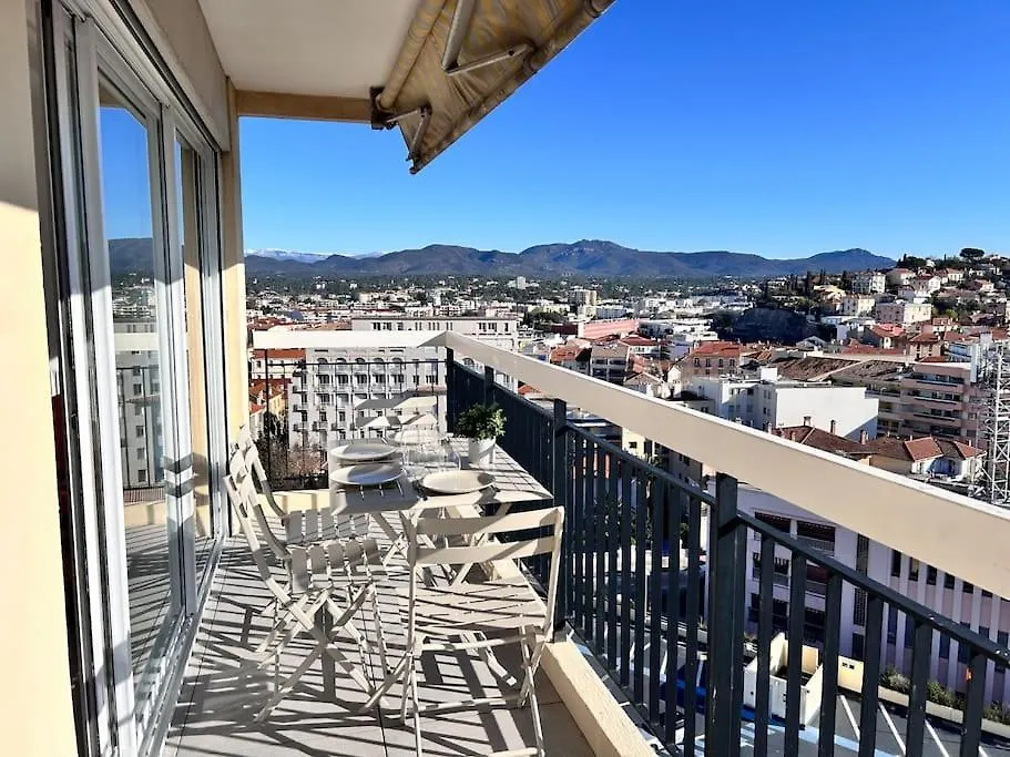 Prestige - 4 Pers Neuf Vue Mer - Hyper Centre Saint-Raphael  0*, Saint-Raphael (Var) France